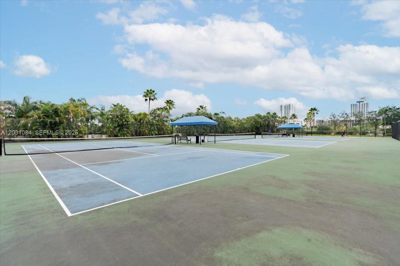 600 Three Islands Blvd , Unit 1413, Hallandale Beach, FL 33009 Photo