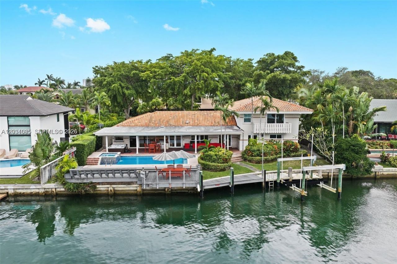 2015 NE 120th Rd , North Miami, FL 33181 Photo