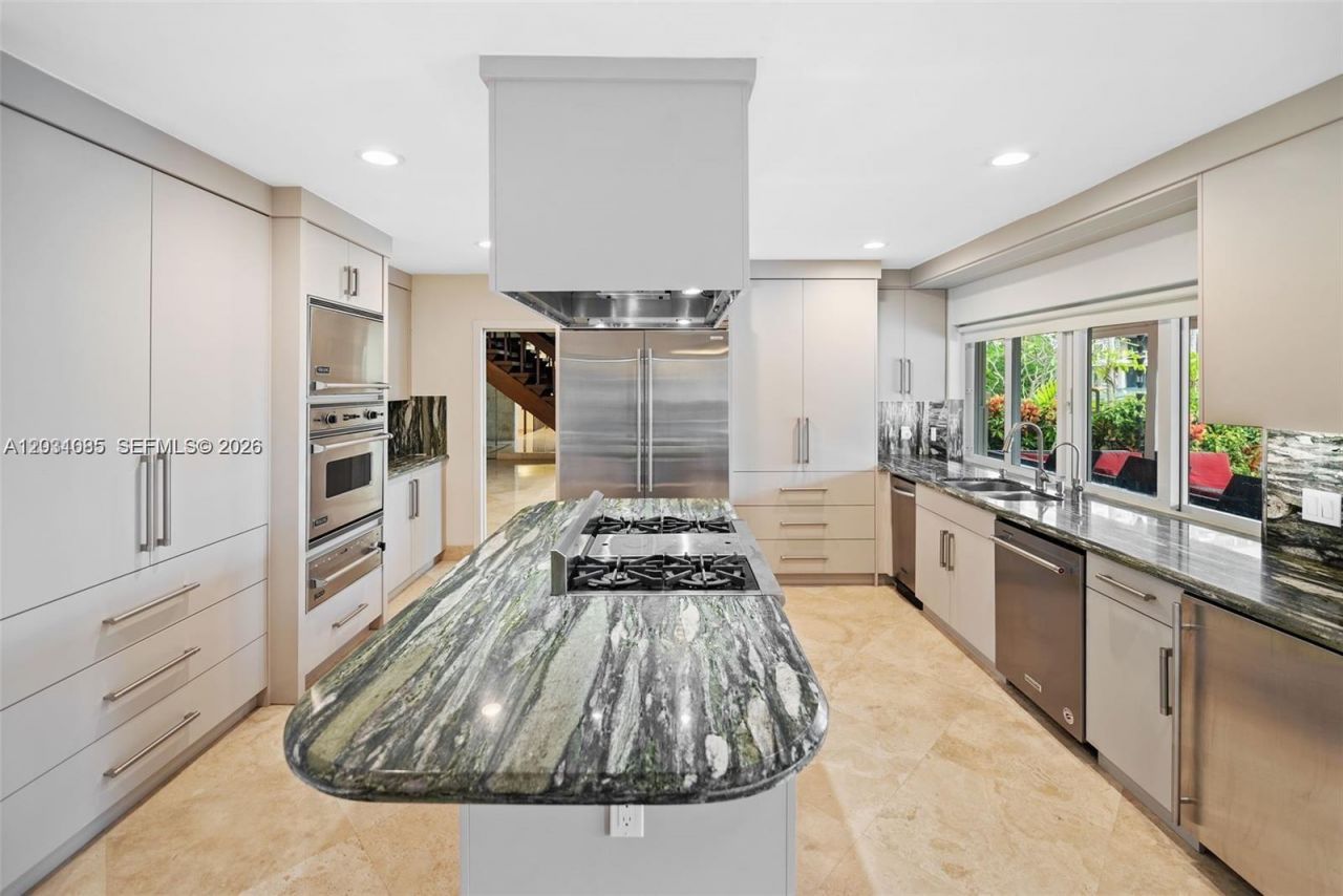 2015 NE 120th Rd , North Miami, FL 33181 Photo