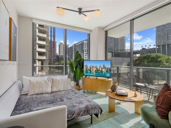 11 NE 6th St , Unit 301, Miami, FL 33132