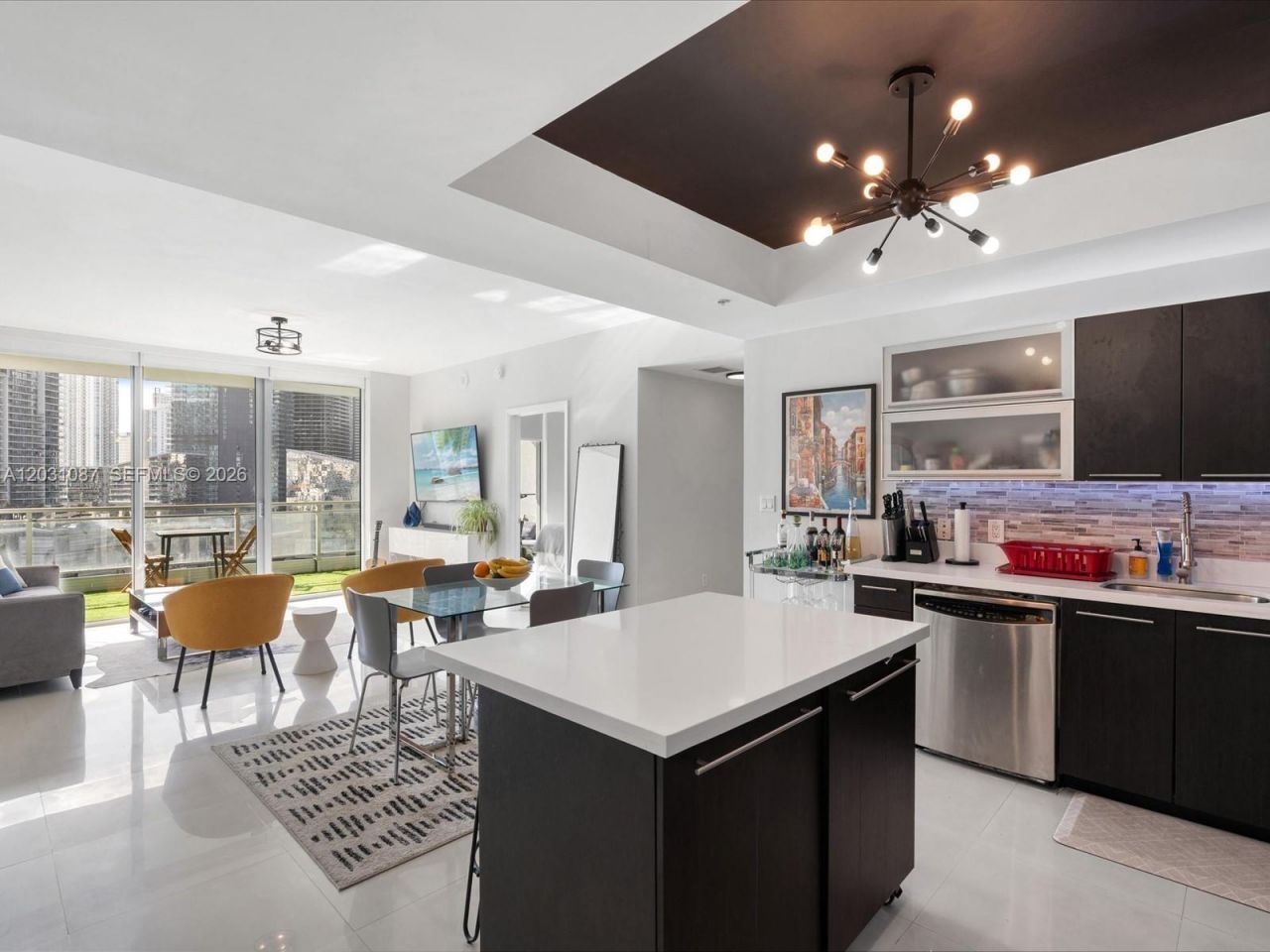 90 SW 3rd St , Unit 2015, Miami, FL 33130 Photo