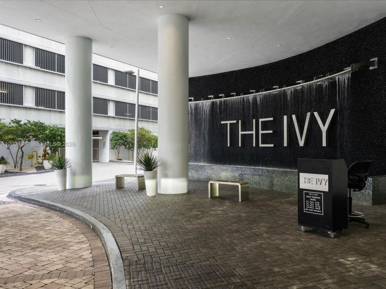 90 SW 3rd St , Unit 2015, Miami, FL 33130 Photo