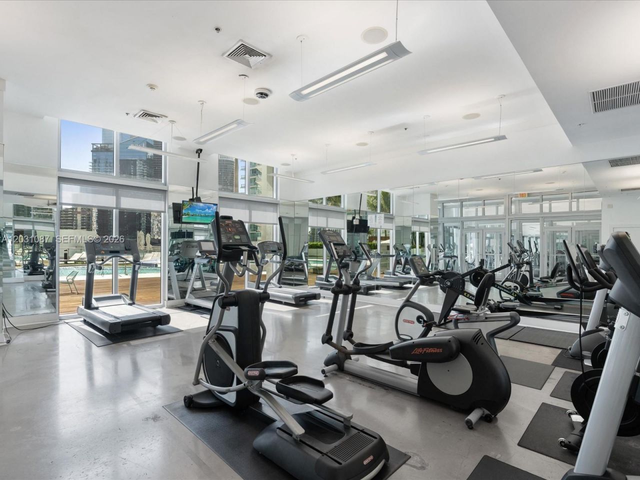 90 SW 3rd St , Unit 2015, Miami, FL 33130 Photo