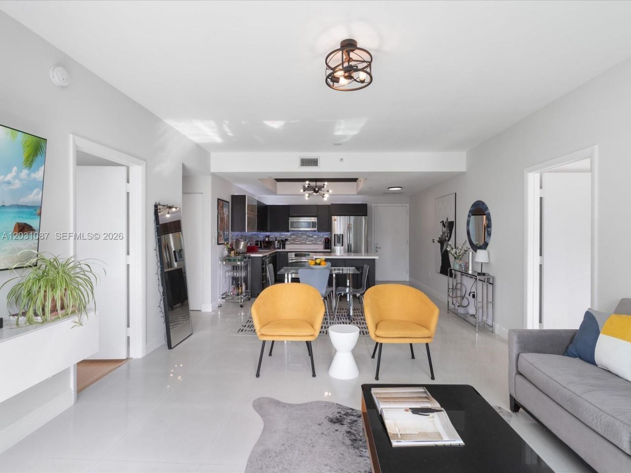 90 SW 3rd St , Unit 2015, Miami, FL 33130 Photo