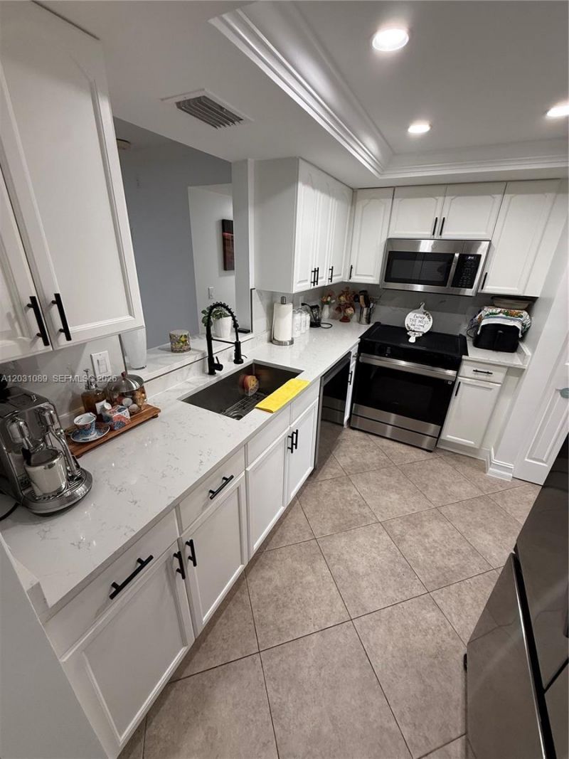 1020 NW 80th Ave , Unit 104, Margate, FL 33063 Photo