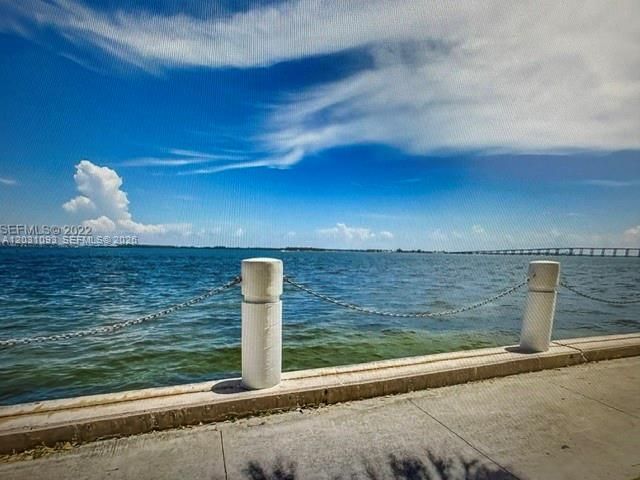 1420 Brickell Bay Dr , Unit 1107C, Miami, FL 33131 Photo