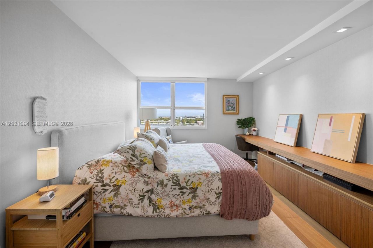 650 West Ave, Unit 908, Miami Beach, FL 33139 Photo