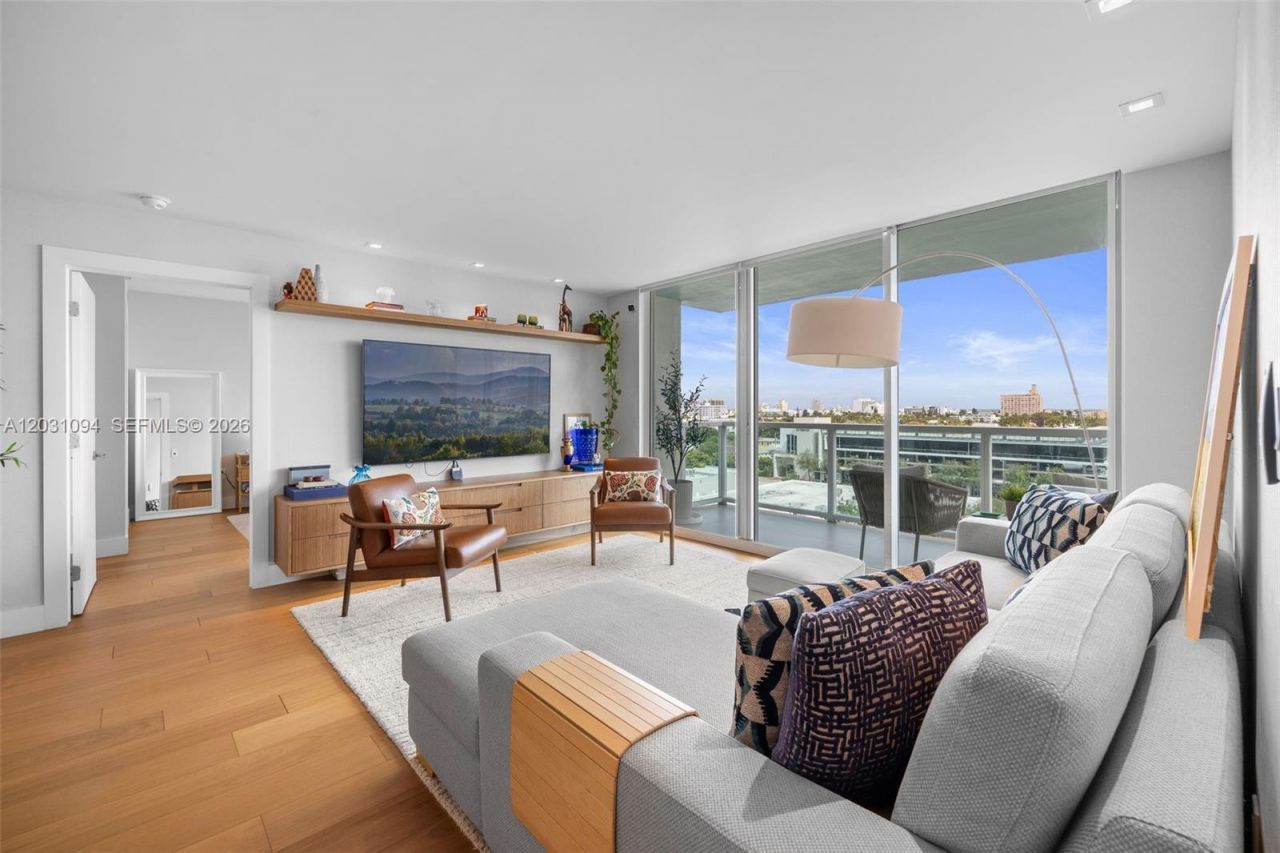 650 West Ave, Unit 908, Miami Beach, FL 33139 Photo