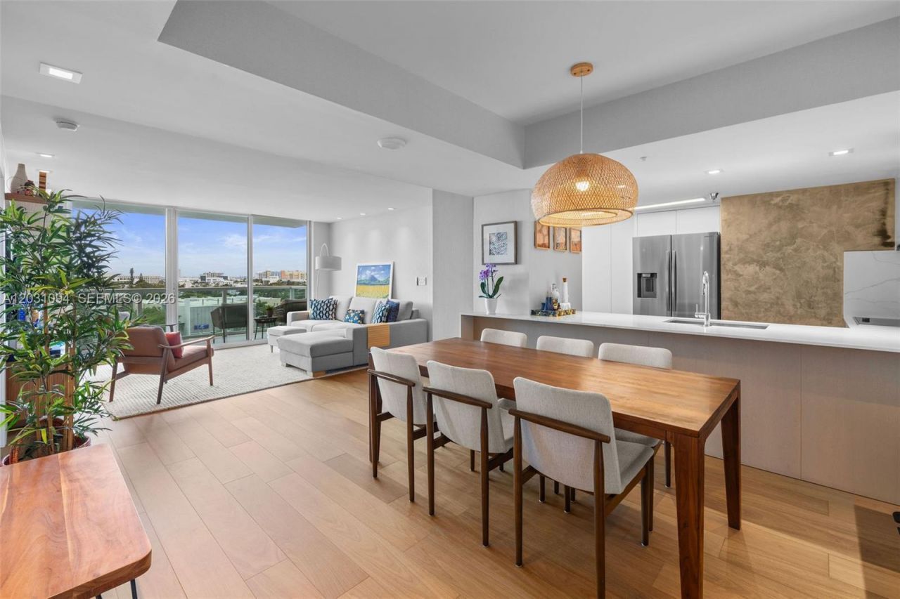 650 West Ave, Unit 908, Miami Beach, FL 33139 Photo