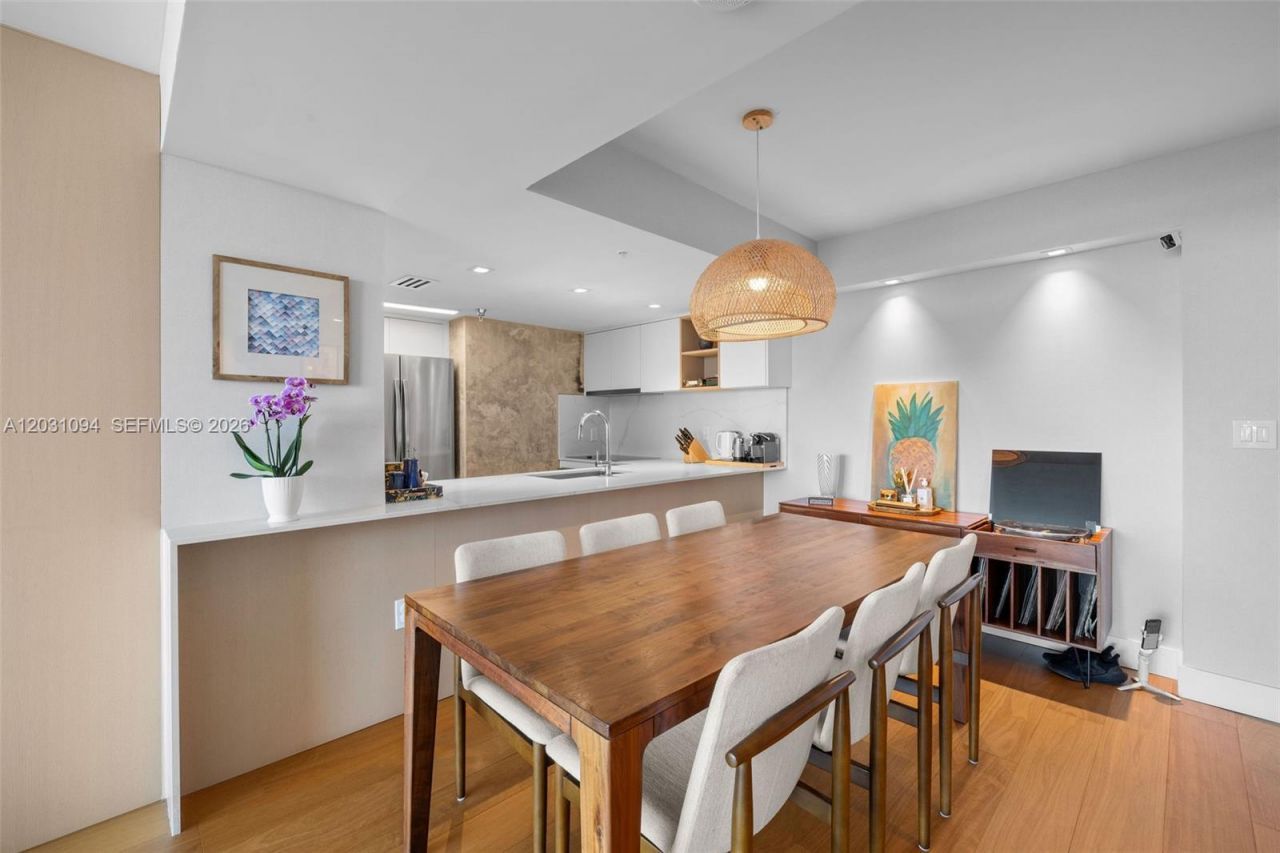 650 West Ave, Unit 908, Miami Beach, FL 33139 Photo