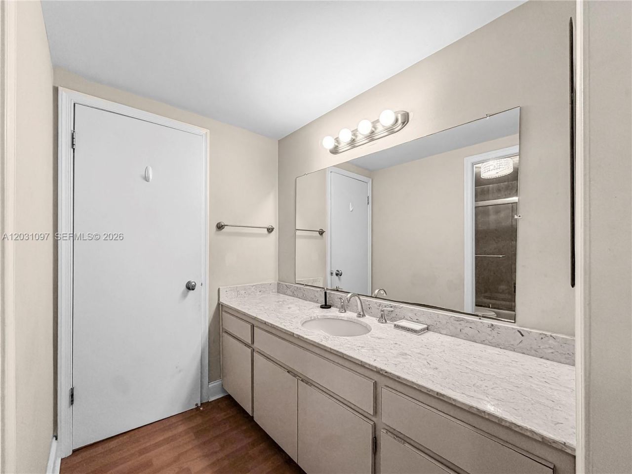 1800 NE 114th St, Unit 1607, Miami, FL 33181 Photo