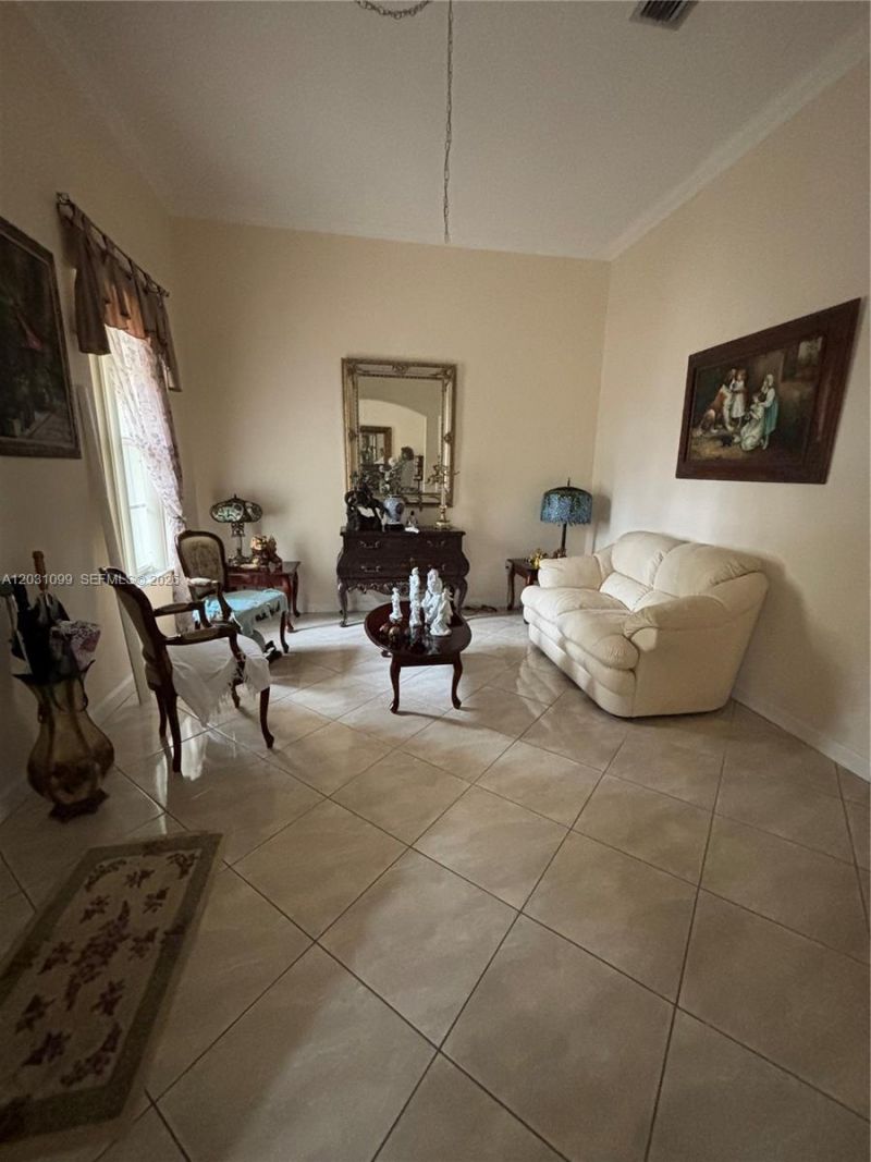 2103 NE 38th Rd , Homestead, FL 33033 Photo