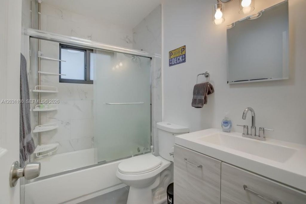 1700 SW 20th St, Unit A, Fort Lauderdale, FL 33315 Photo
