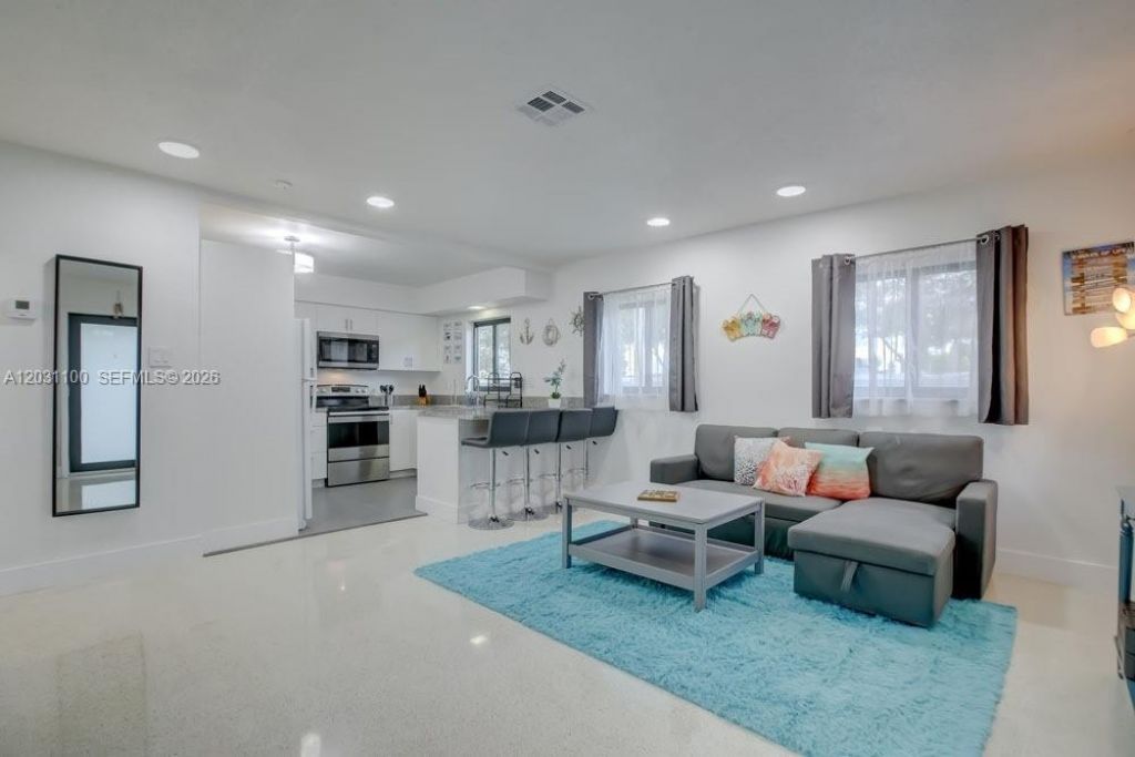 1700 SW 20th St, Unit A, Fort Lauderdale, FL 33315 Photo
