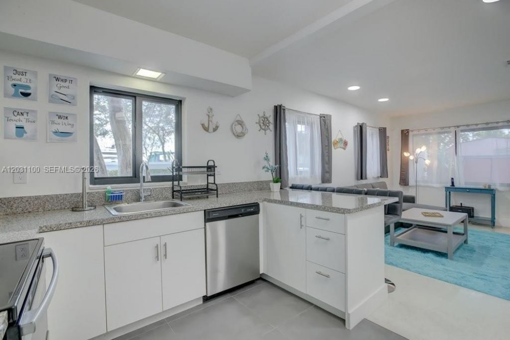 1700 SW 20th St, Unit A, Fort Lauderdale, FL 33315 Photo