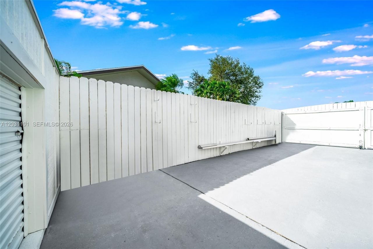4284 Juniper Ter, Boynton Beach, FL 33436 Photo