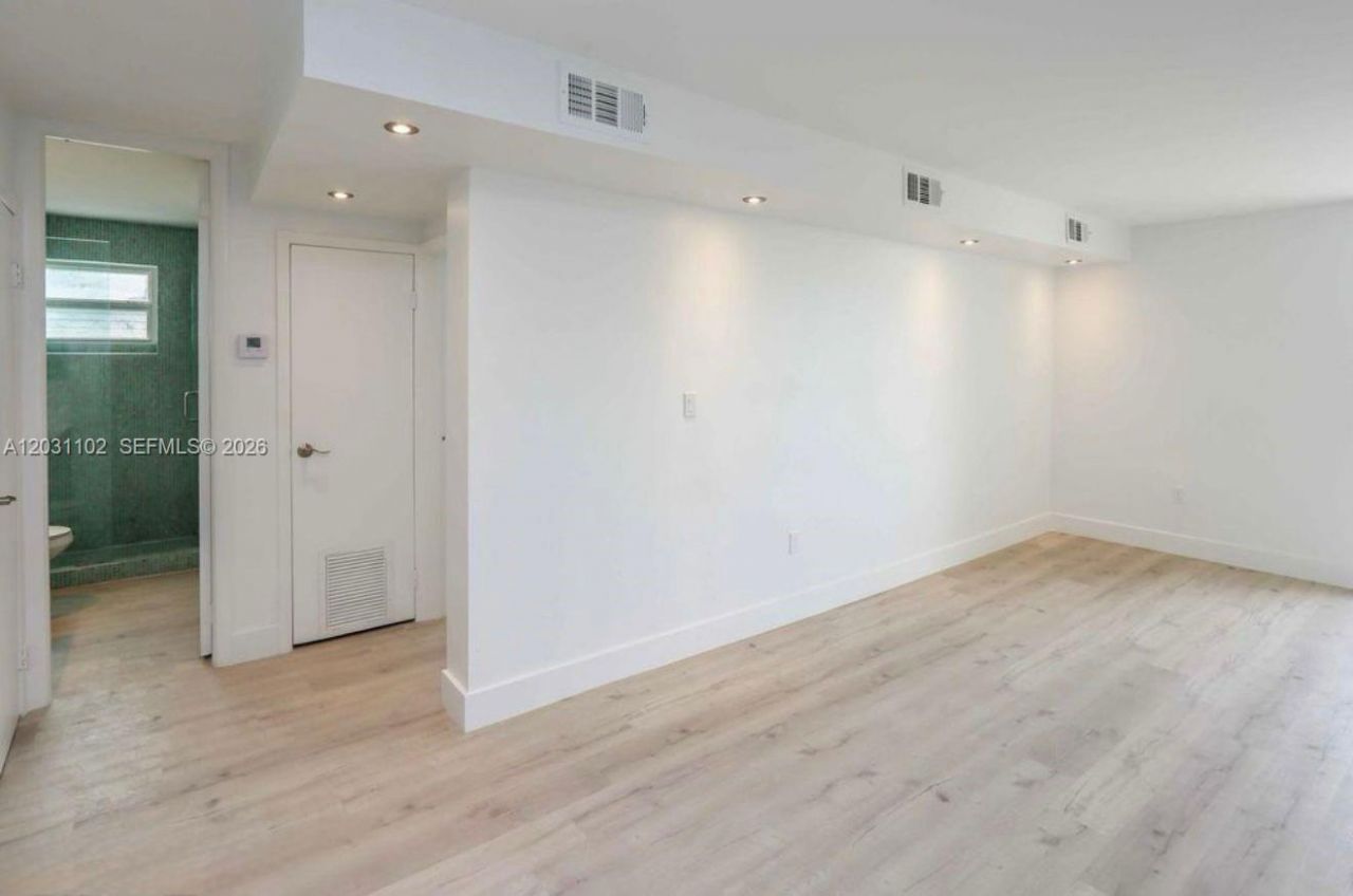 301 Jefferson Ave, Unit 3A, Miami Beach, FL 33139 Photo