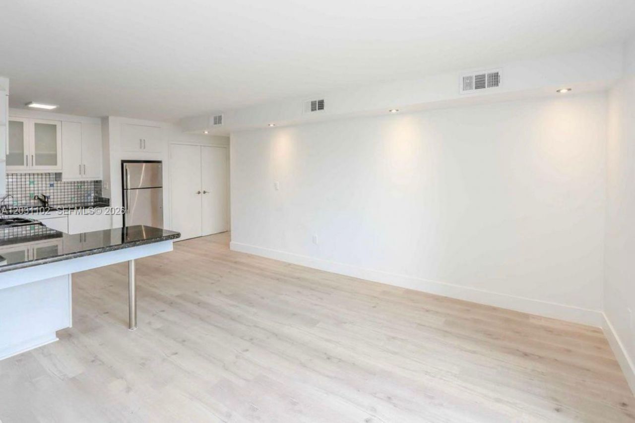 301 Jefferson Ave, Unit 3A, Miami Beach, FL 33139 Photo