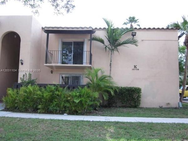 10738 N Kendall Dr , Unit K-20, Miami, FL 33176