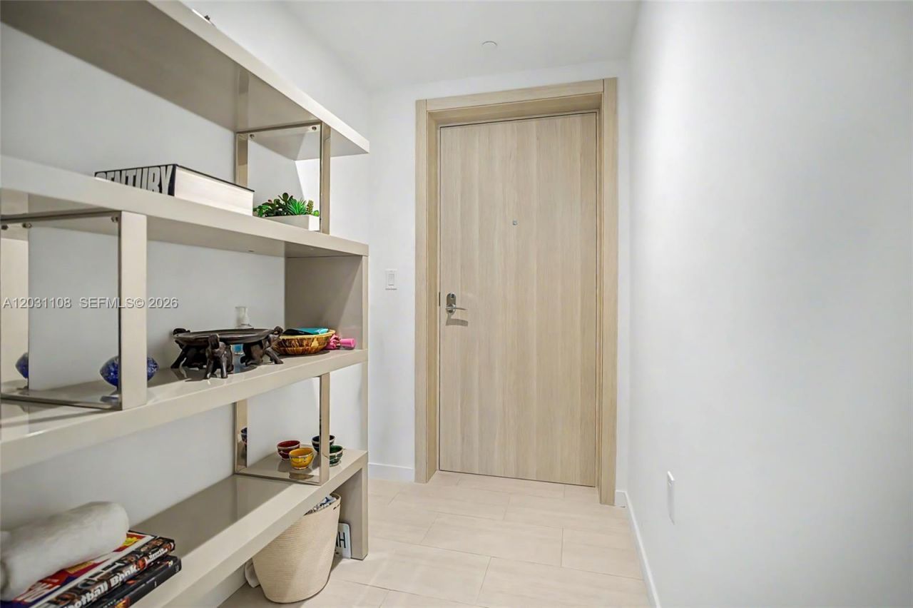 1000 Brickell Plz , Unit 4609, Miami, FL 33131 Photo
