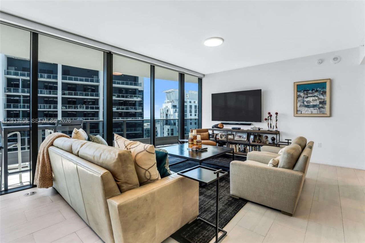 1000 Brickell Plz , Unit 4609, Miami, FL 33131 Photo
