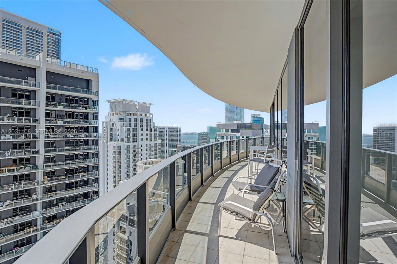 1000 Brickell Plz , Unit 4609, Miami, FL 33131 Photo