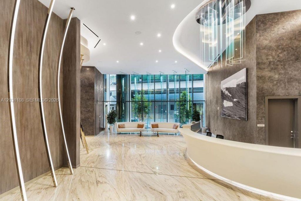 1000 Brickell Plz , Unit 4609, Miami, FL 33131 Photo