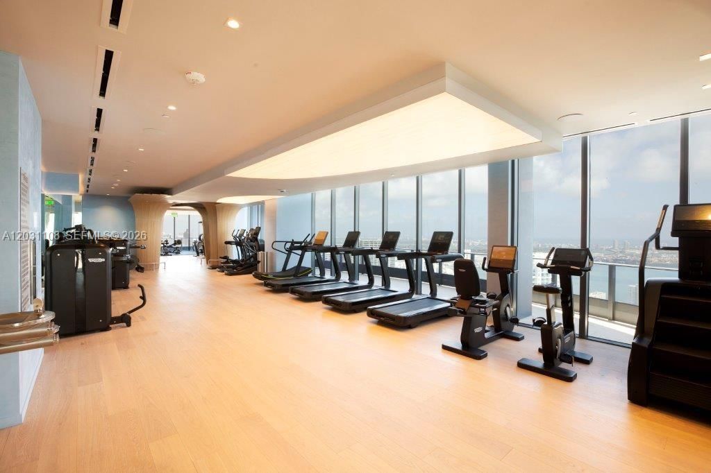 1000 Brickell Plz , Unit 4609, Miami, FL 33131 Photo