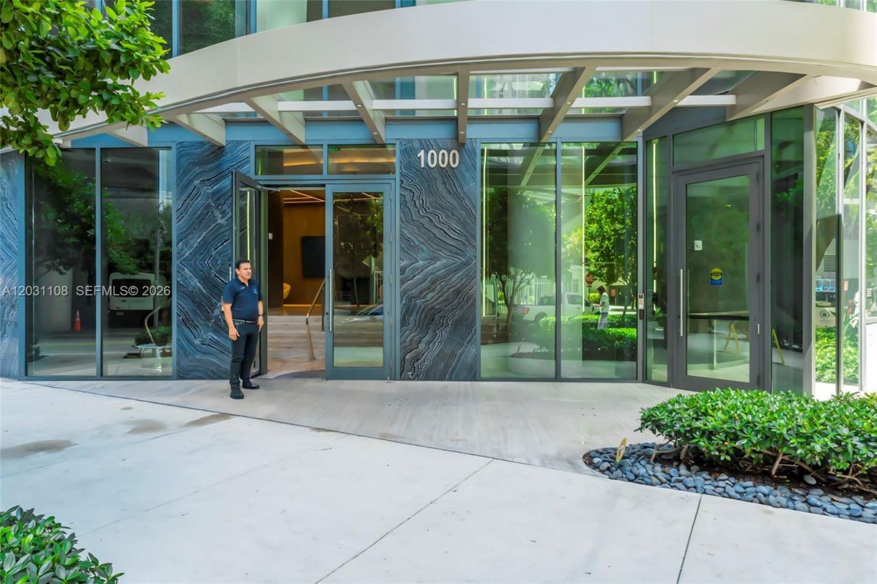 1000 Brickell Plz , Unit 4609, Miami, FL 33131 Photo