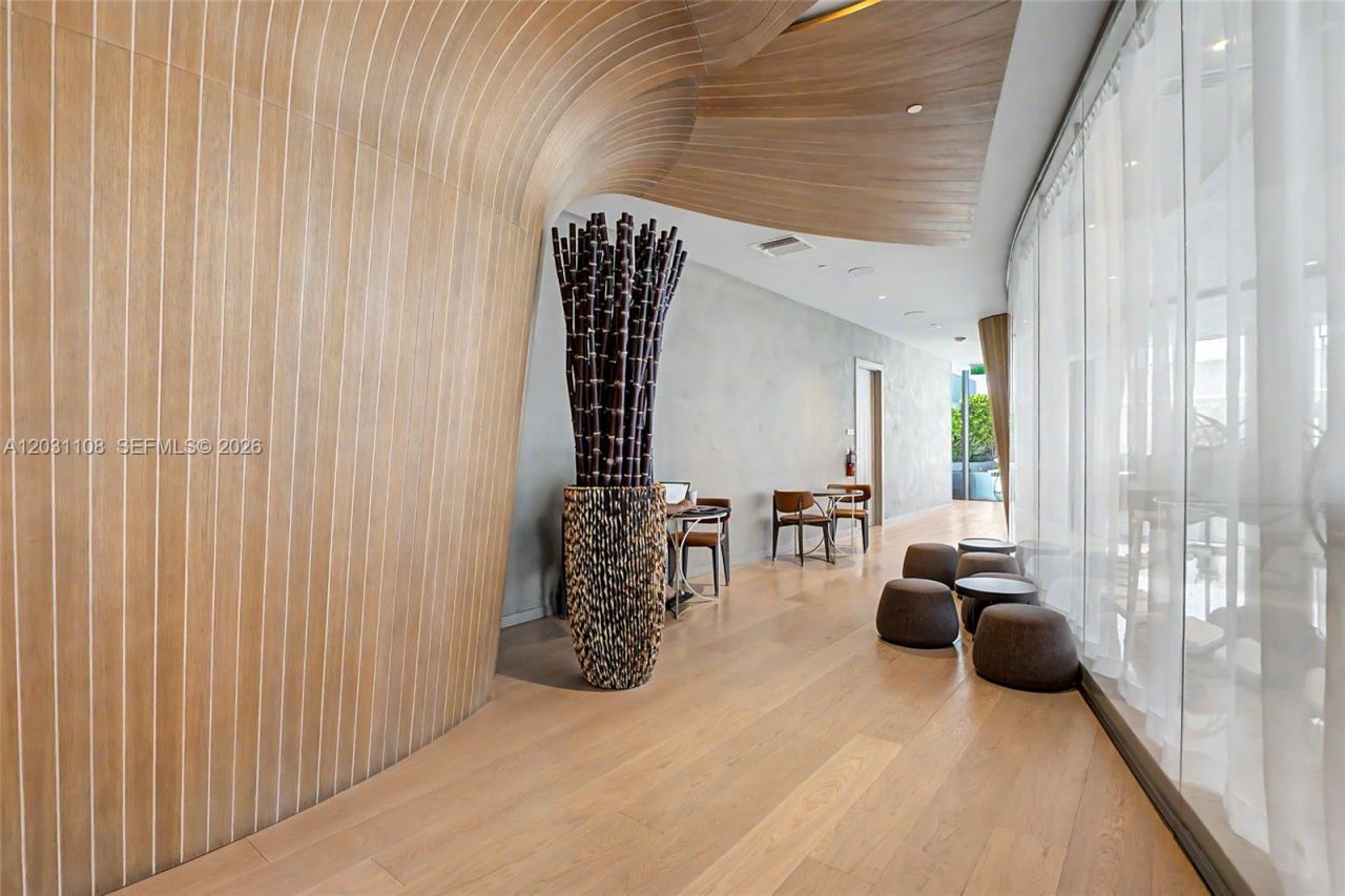 1000 Brickell Plz , Unit 4609, Miami, FL 33131 Photo