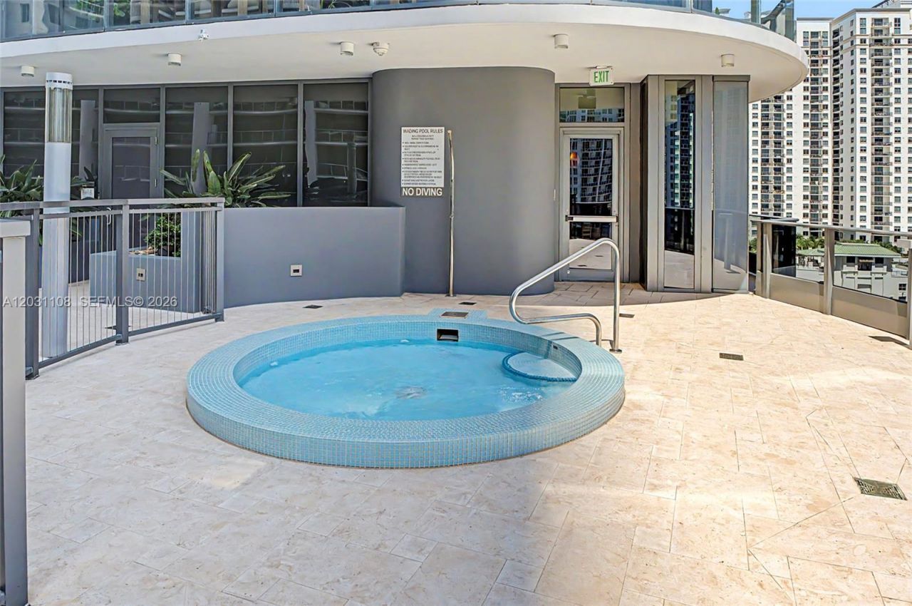1000 Brickell Plz , Unit 4609, Miami, FL 33131 Photo