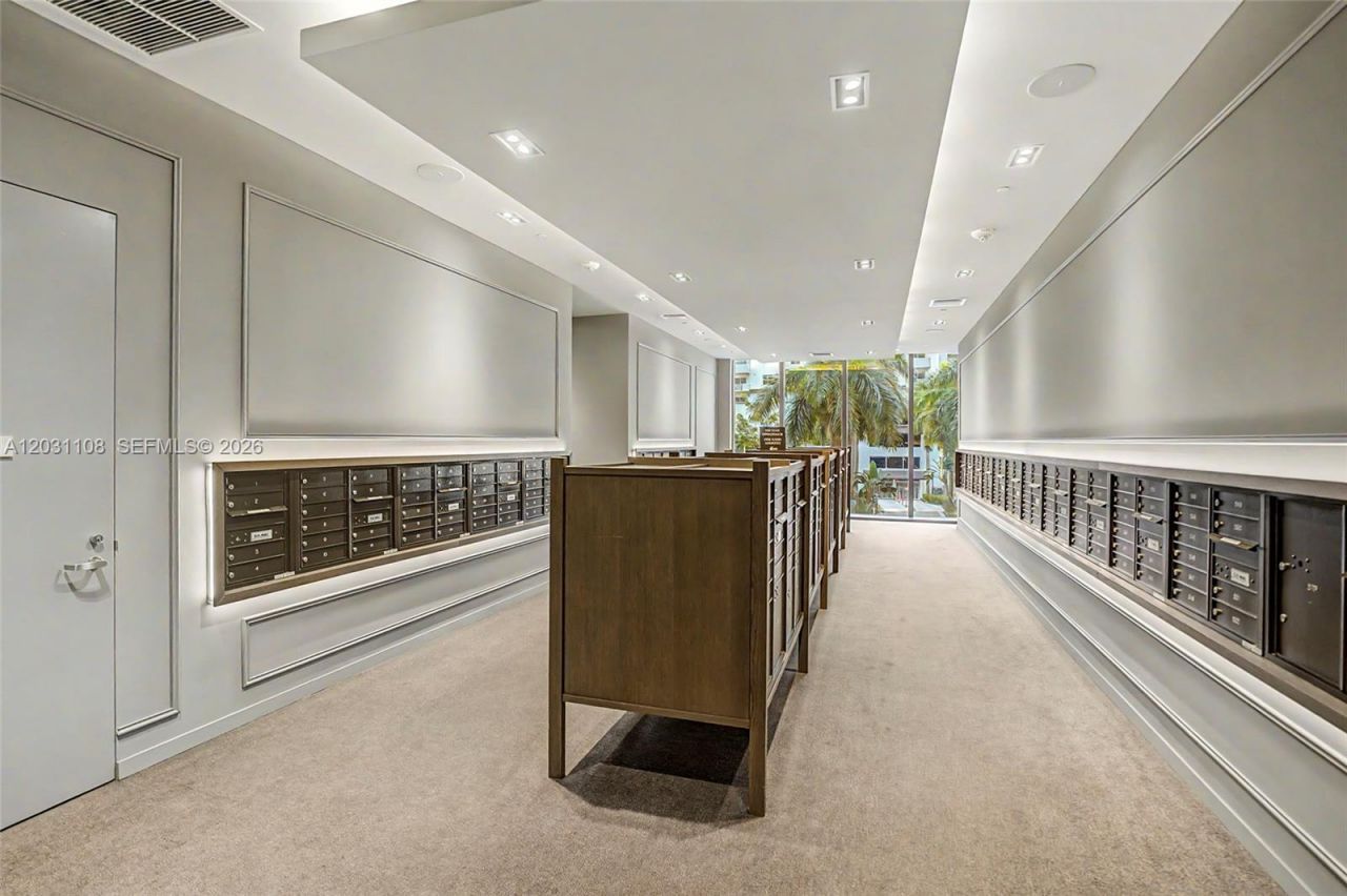 1000 Brickell Plz , Unit 4609, Miami, FL 33131 Photo