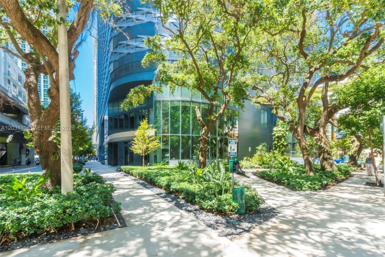 1000 Brickell Plz , Unit 4609, Miami, FL 33131 Photo