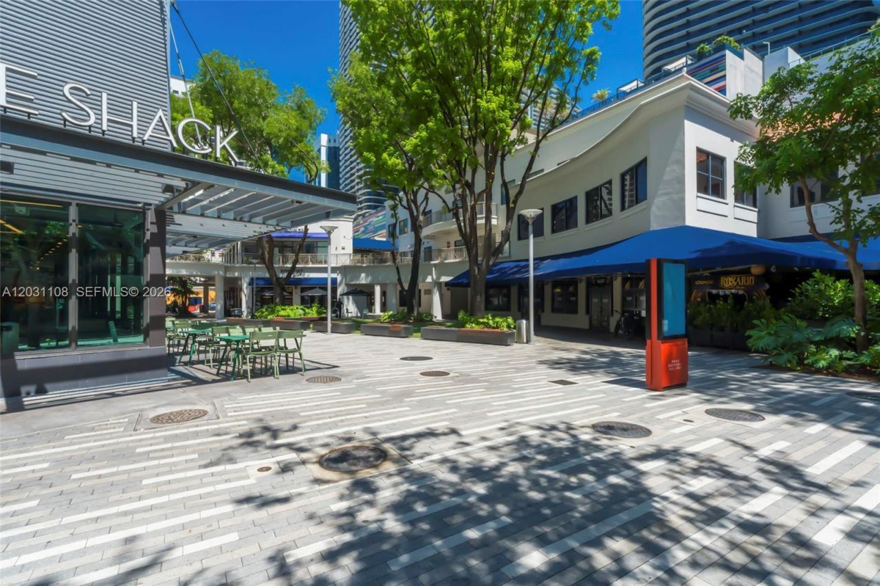 1000 Brickell Plz , Unit 4609, Miami, FL 33131 Photo