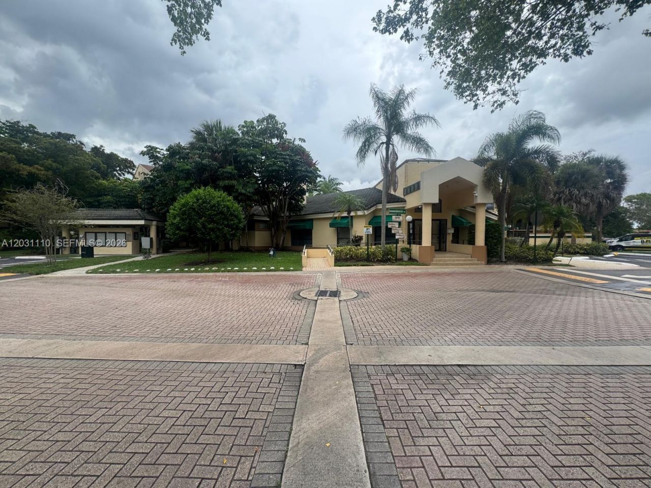 9999 Summerbreeze Dr , Unit 218, Sunrise, FL 33322 Photo