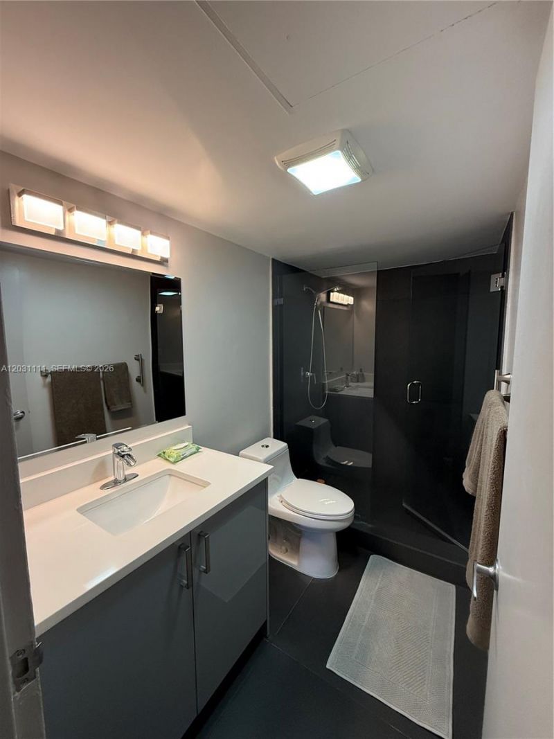 10275 Collins Ave , Unit 921, Bal Harbour, FL 33154 Photo