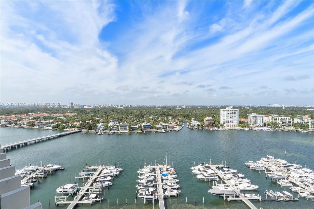 2 Grove Isle Dr , Unit BPH10, Miami, FL 33133 Photo
