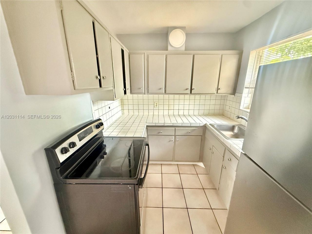 2917 Middle River Dr , Unit 2, Fort Lauderdale, FL 33306 Photo