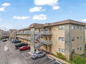5021 W Oakland Park Blvd , Unit 313, Lauderdale Lakes, FL 33313 Photo
