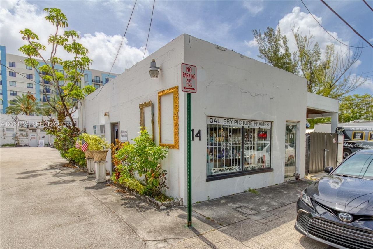13 N Federal Hwy, Dania Beach, FL 33004 Photo