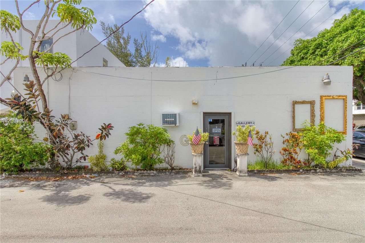 13 N Federal Hwy, Dania Beach, FL 33004 Photo