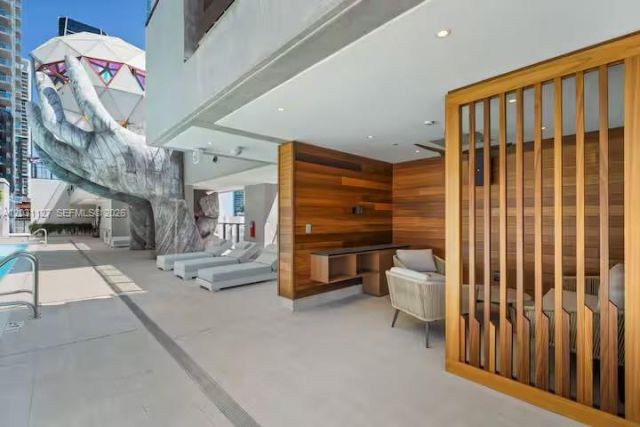 20 NE 11th St, Unit 3106B, Miami, FL 33132 Photo