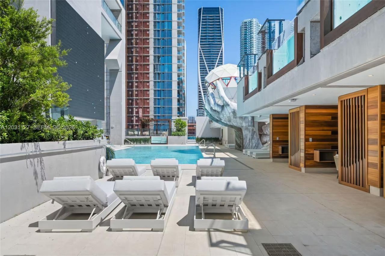 20 NE 11th St, Unit 3106B, Miami, FL 33132 Photo