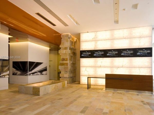 500 Brickell Ave , Unit 1808, Miami, FL 33131