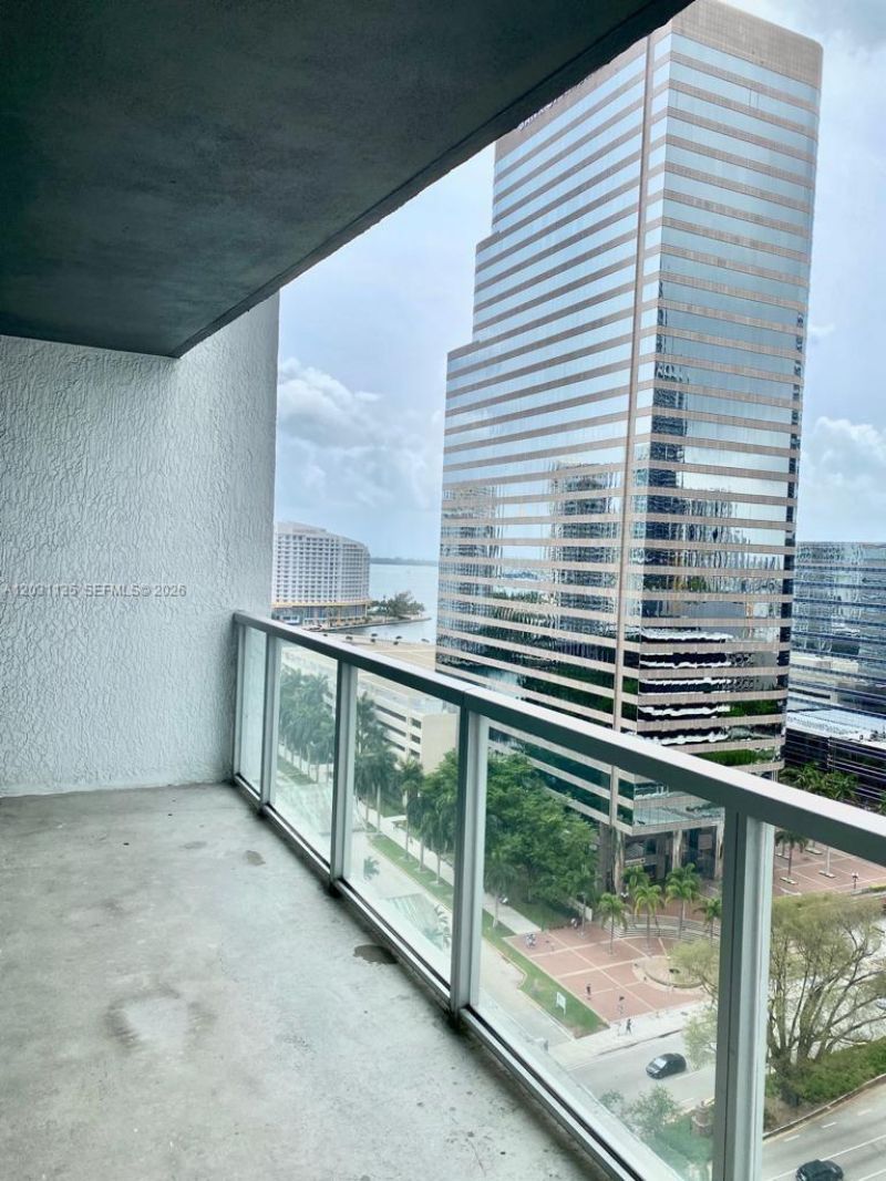 500 Brickell Ave, Unit 1808, Miami, FL 33131 Photo