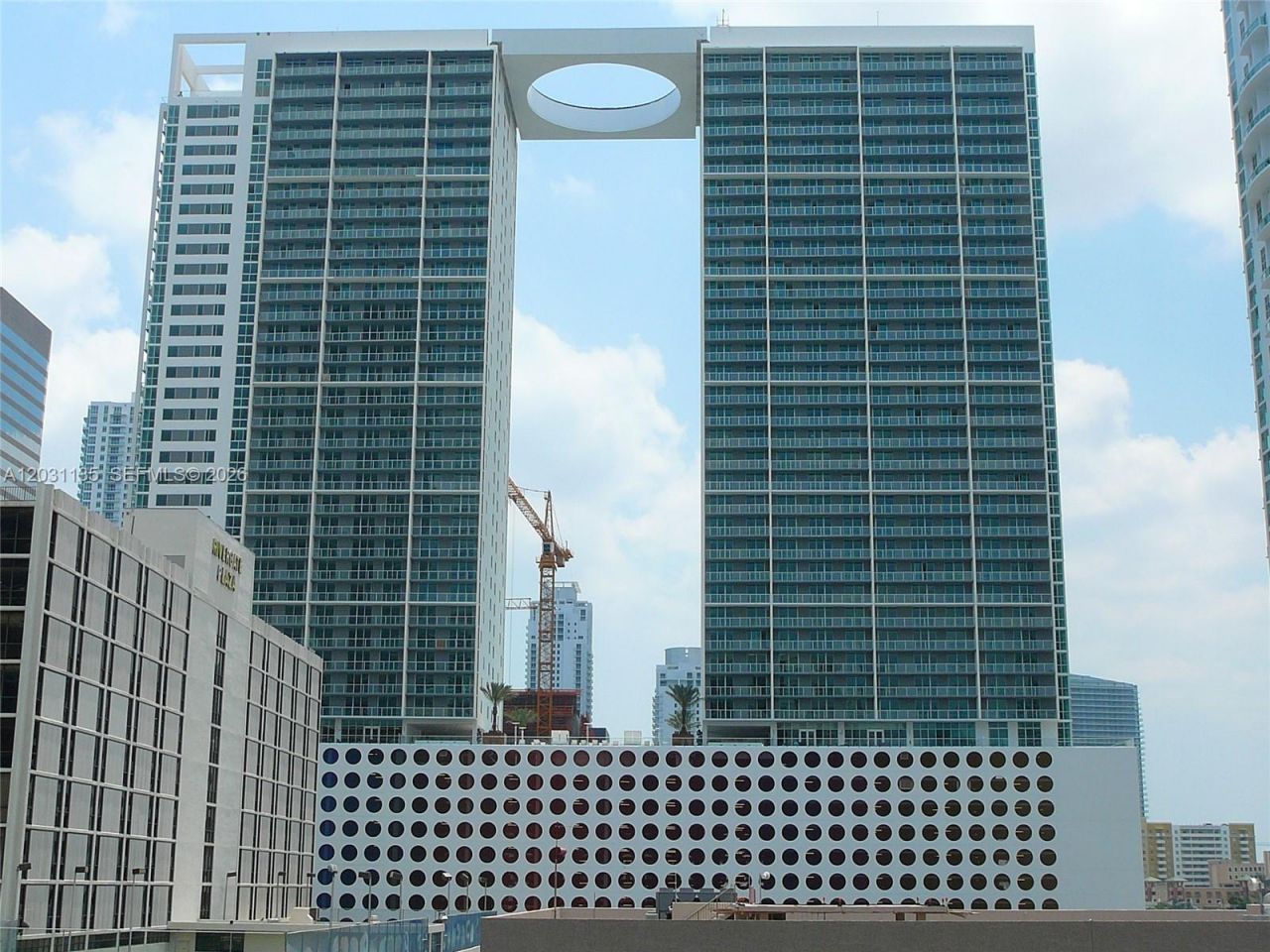 500 Brickell Ave, Unit 1808, Miami, FL 33131 Photo