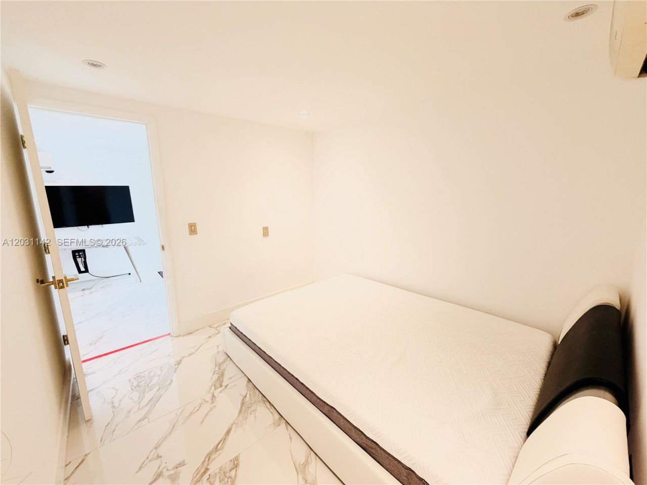 201 Calle Grande Dr , Unit 1, Hollywood, FL 33021 Photo