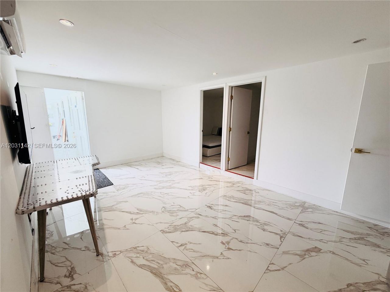 201 Calle Grande Dr , Unit 1, Hollywood, FL 33021 Photo