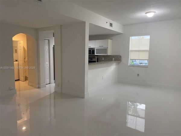 11201 NW 83rd St , Unit 202, Doral, FL 33178