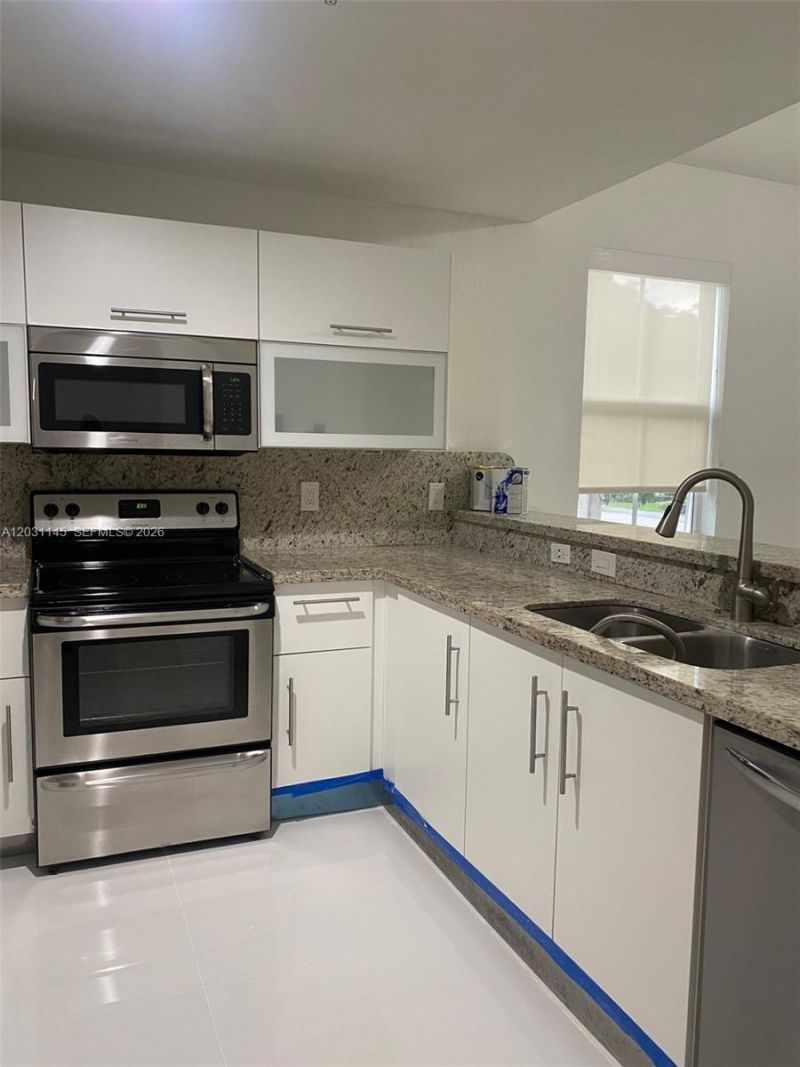 11201 NW 83rd St , Unit 202, Doral, FL 33178 Photo